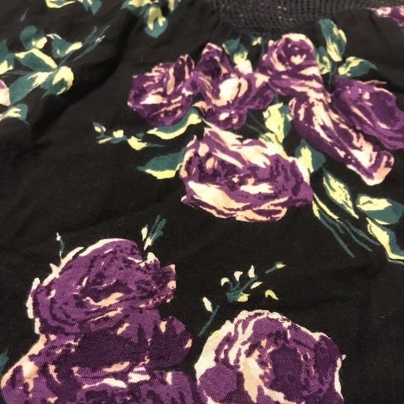 Volcom floral tank - Picture 4 of 4